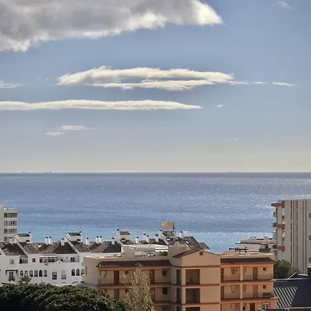 2 Bedrooms And 2 Bathrooms With Sea View At Piscis Arroyo Apartment Benalmadena
